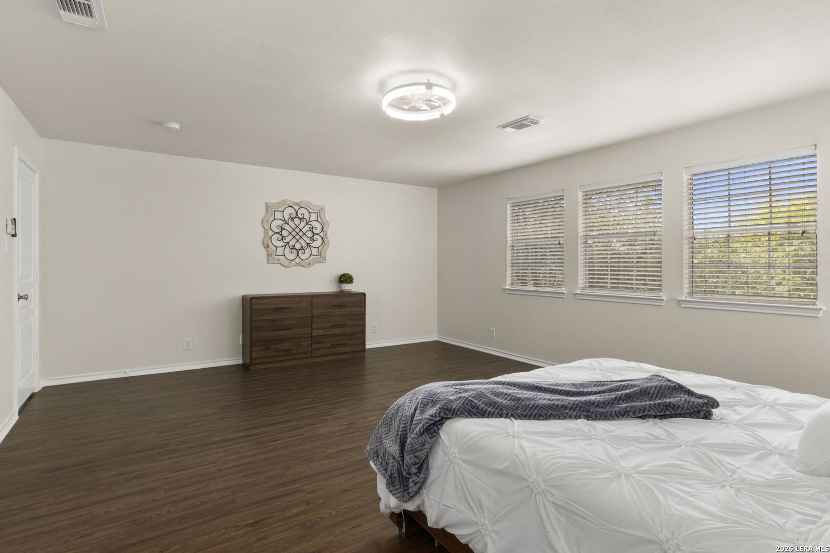 5606 Spring Stone San Antonio, TX 78247 - Photo 7 of 39