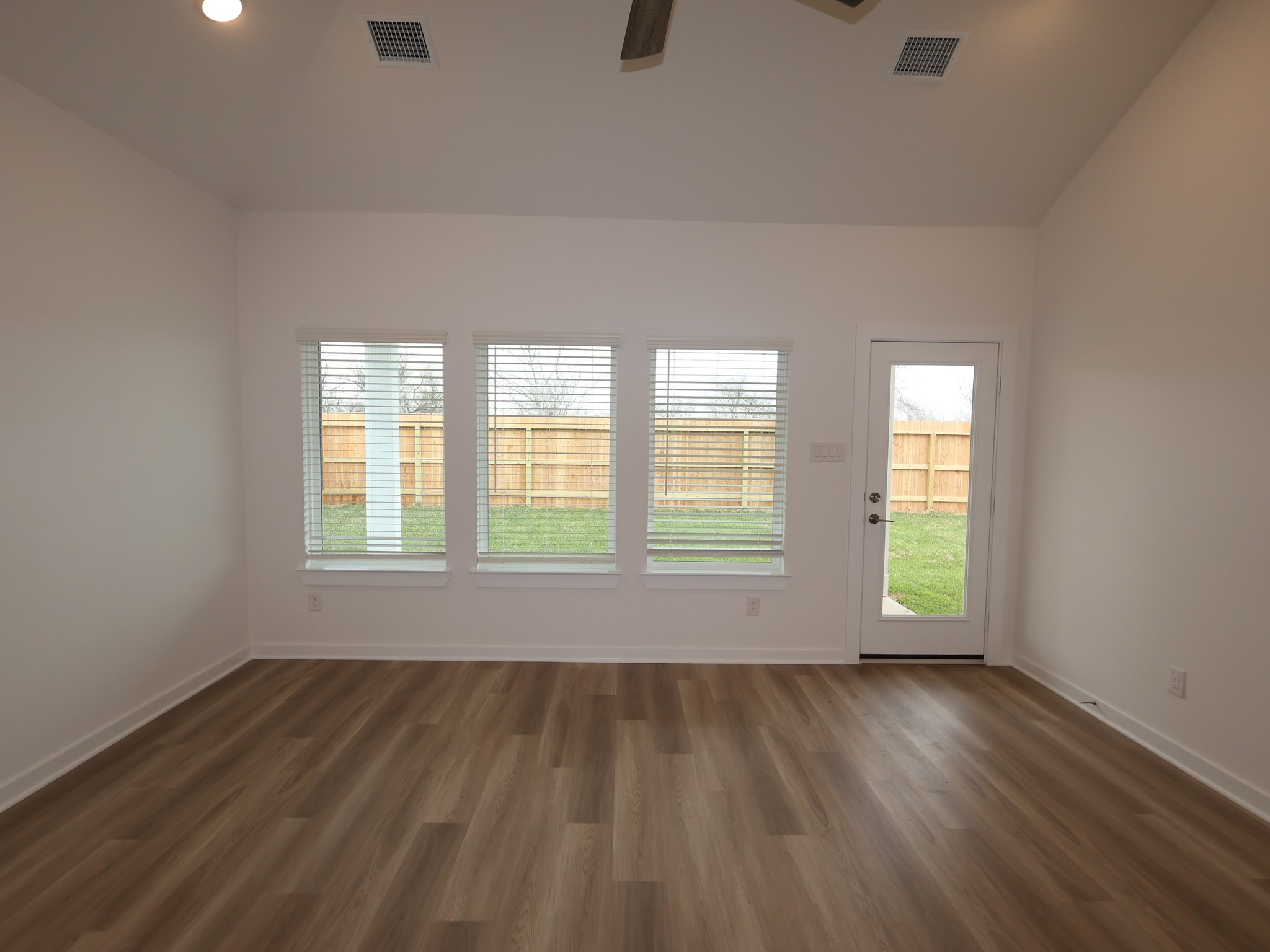 1618 Birch Wood Drive Rosenberg, TX 77471 - Photo 13 of 20