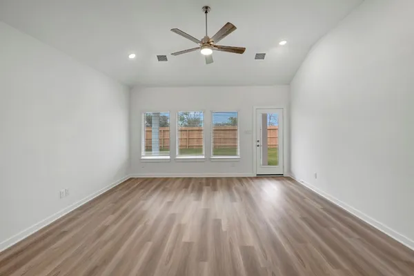 $344,990 | 1618 Birch Wood Drive, Rosenberg, TX 77471