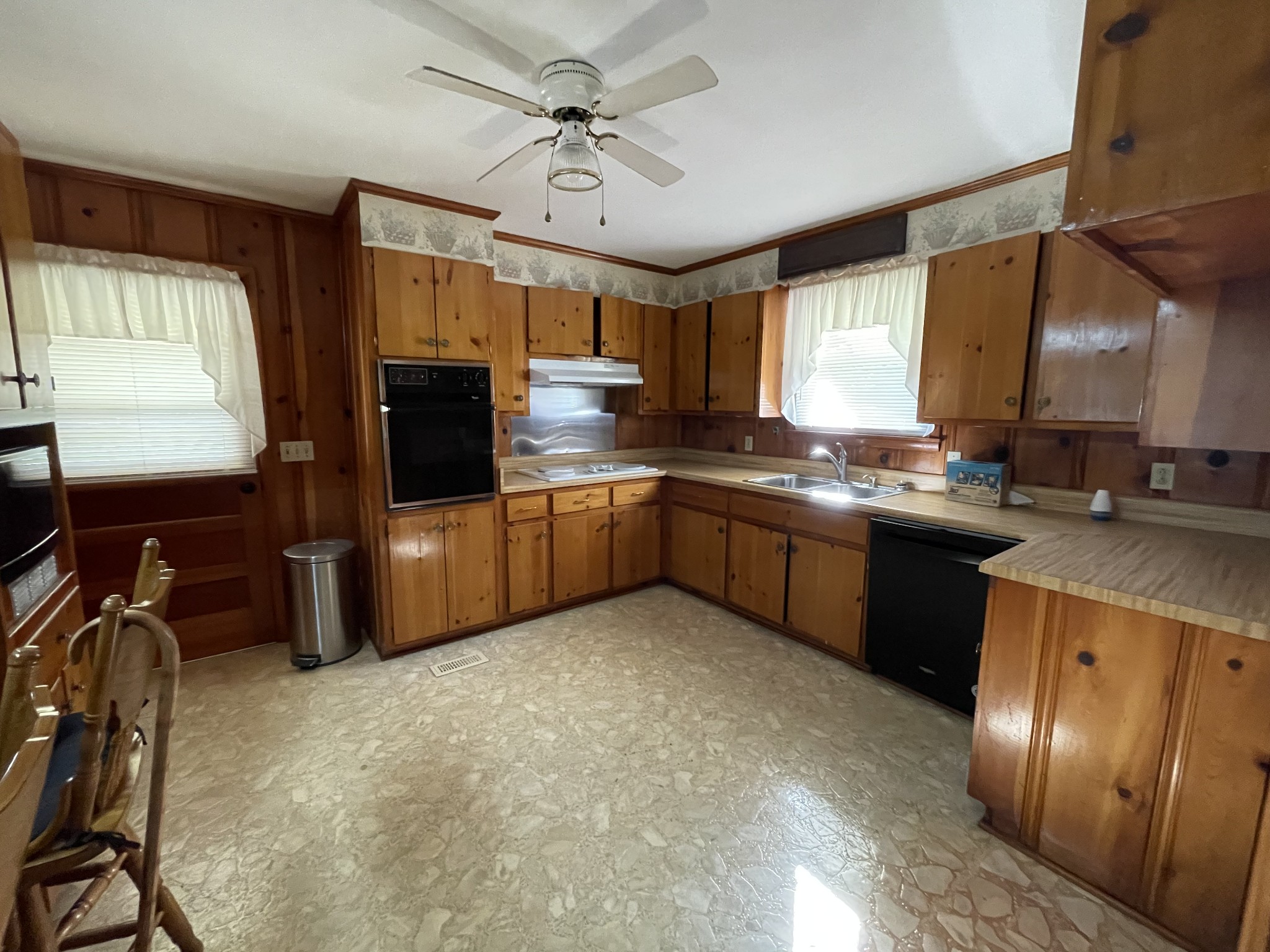 319 Lane Road Dickson, TN 37055 - Photo 11 of 24 Gallery Image 11