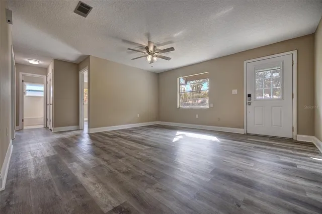 $289,000 | 444 West Main Street, Lake Helen, FL 32744