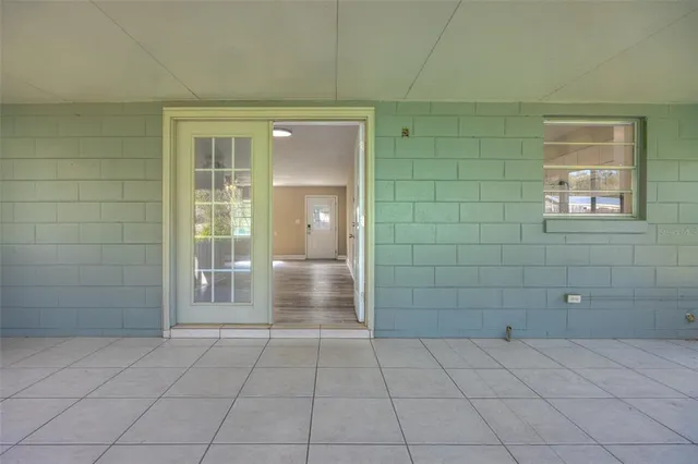 $289,000 | 444 West Main Street, Lake Helen, FL 32744