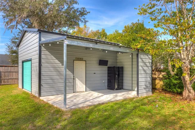 $289,000 | 444 West Main Street, Lake Helen, FL 32744