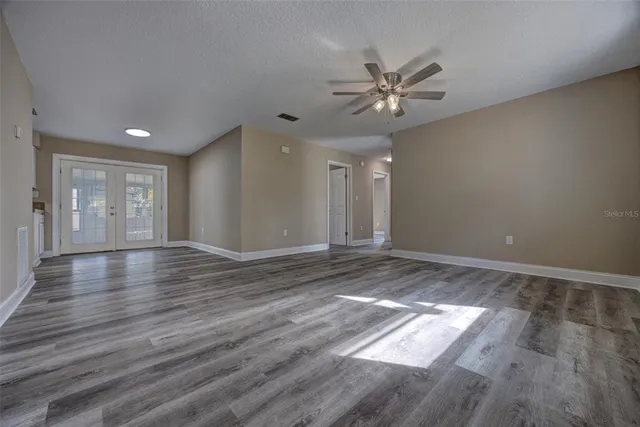 $289,000 | 444 West Main Street, Lake Helen, FL 32744