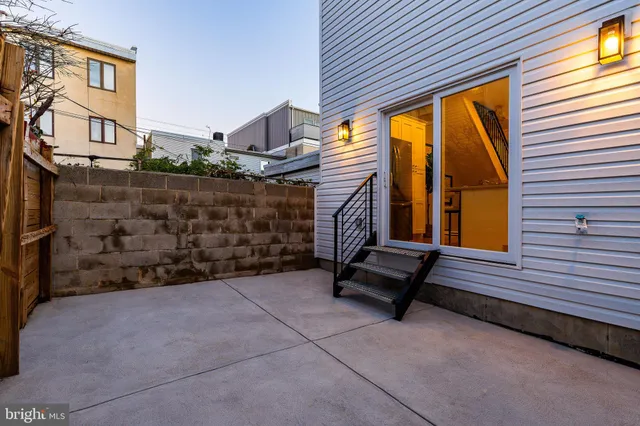 $625,000 | 109 Watkins Street, Philadelphia, PA 19148