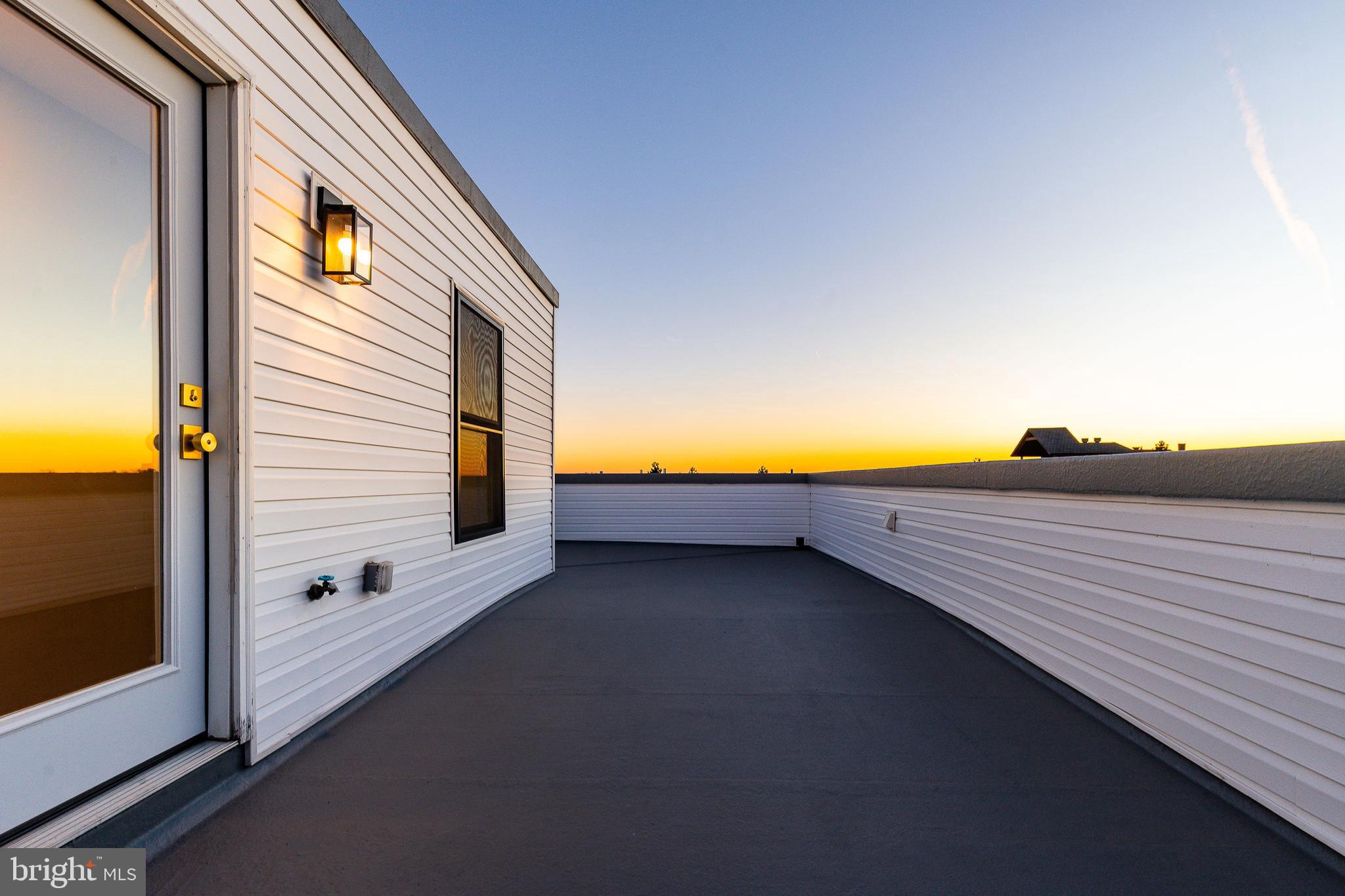 109 Watkins Street Philadelphia, PA 19148 - Photo 43 of 47 Roofdeck