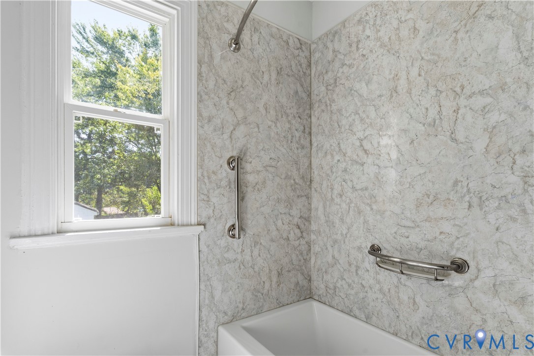 2513 Maplewood Road Henrico, VA 23228 - Photo 26 of 36 Gallery Image 26