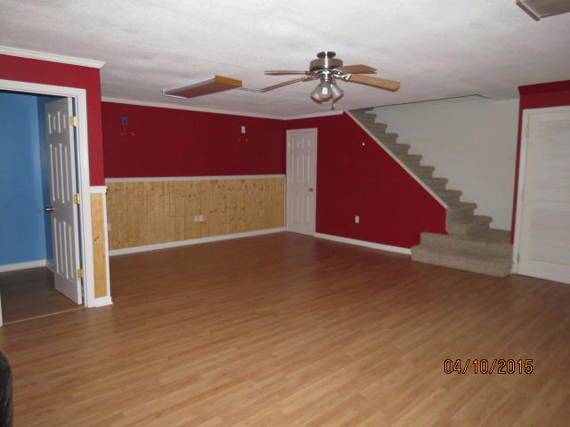 250 Orchard View Road Oliver Springs, TN 37840 - Photo 5 of 14 250 5