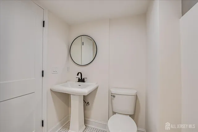 $1,050,000 | 140 Oakview Avenue, Maplewood, NJ 07040