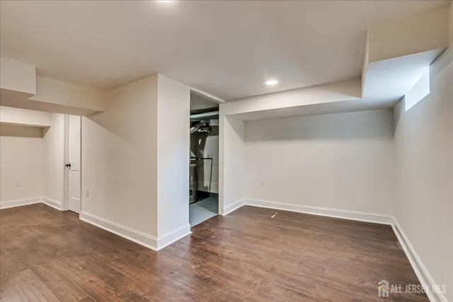 $1,050,000 | 140 Oakview Avenue, Maplewood, NJ 07040