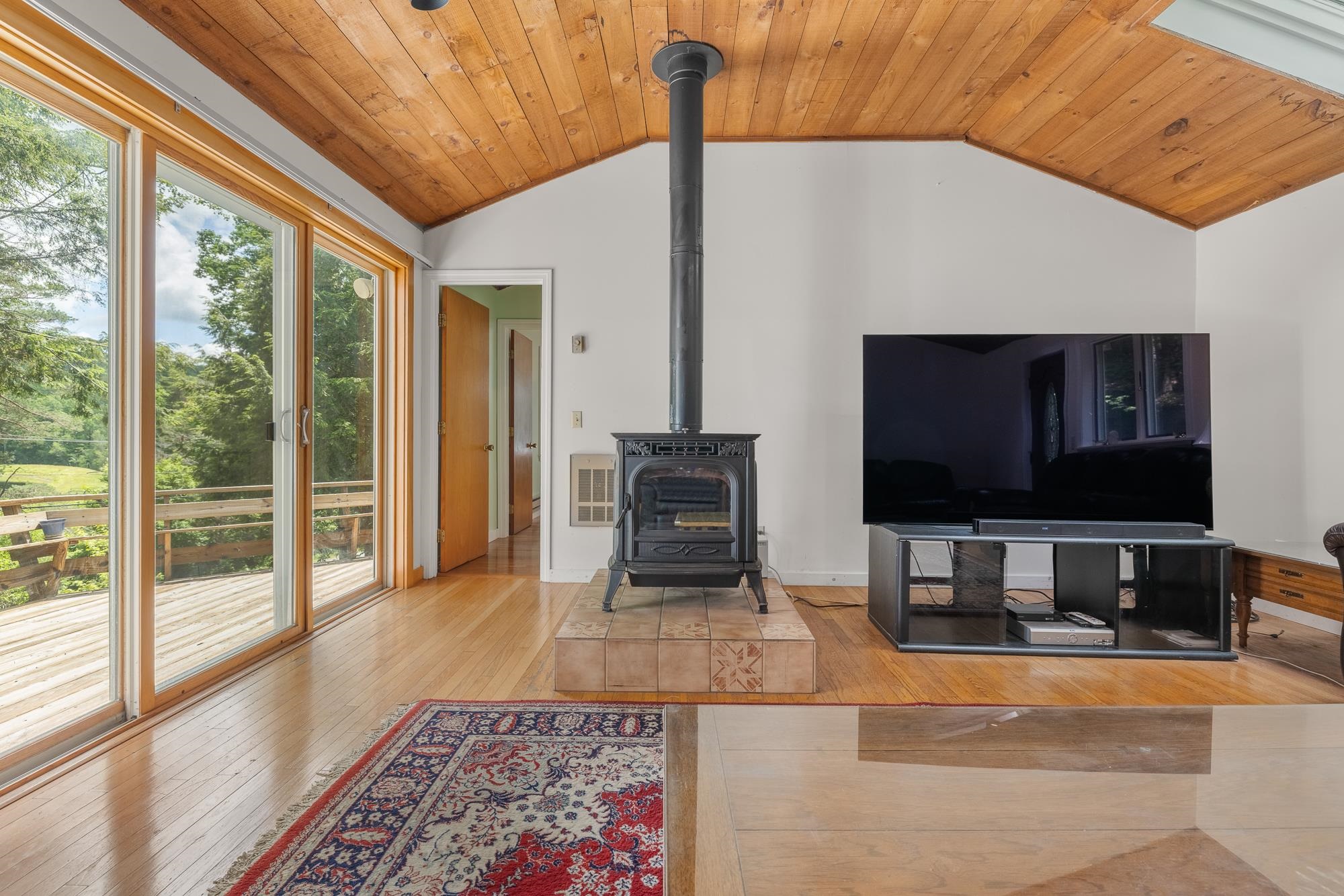 328 Hanover Center Road Hanover, NH 03750 - Photo 5 of 49