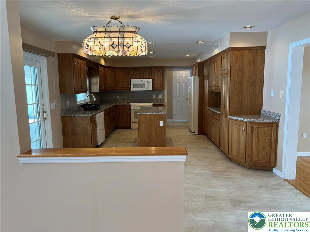 362 Nolf Road Nazareth, PA 18064 - Photo 15 of 45