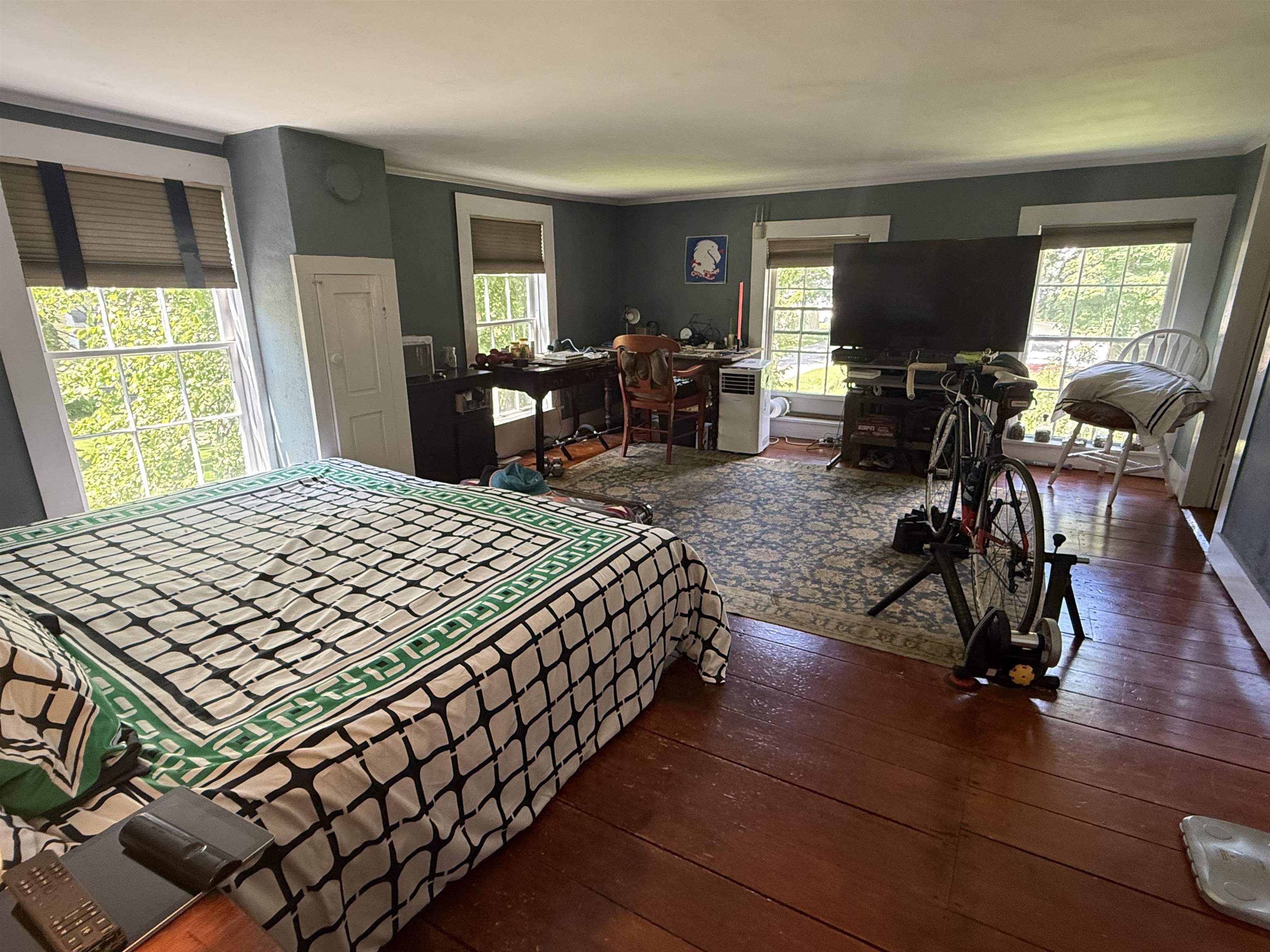 53 Commonwealth Avenue Hyde Park, VT 05655 - Photo 14 of 24