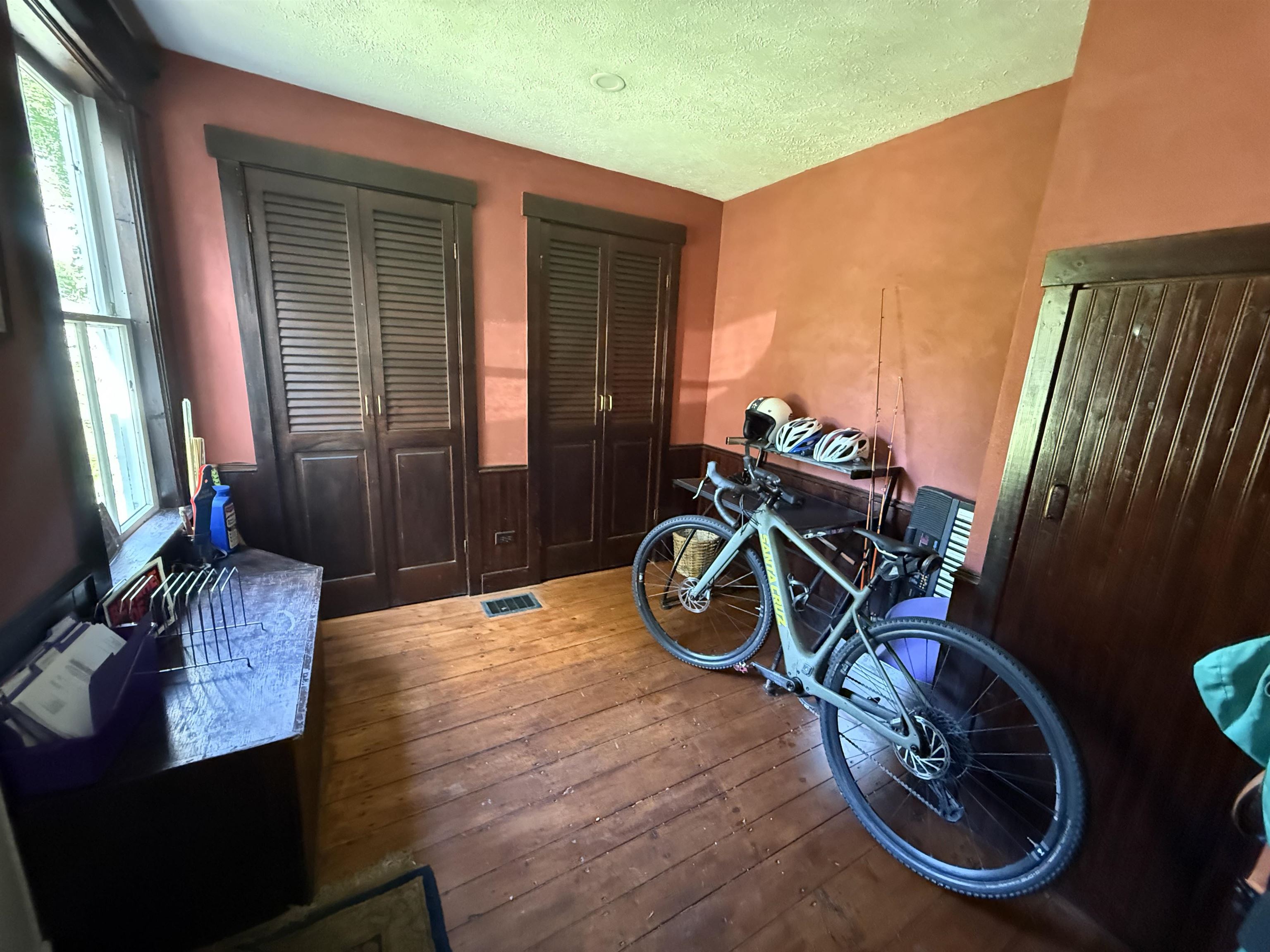 53 Commonwealth Avenue Hyde Park, VT 05655 - Photo 17 of 24