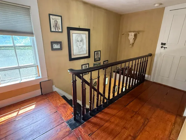 $575,000 | 53 Commonwealth Avenue, Hyde Park, VT 05655