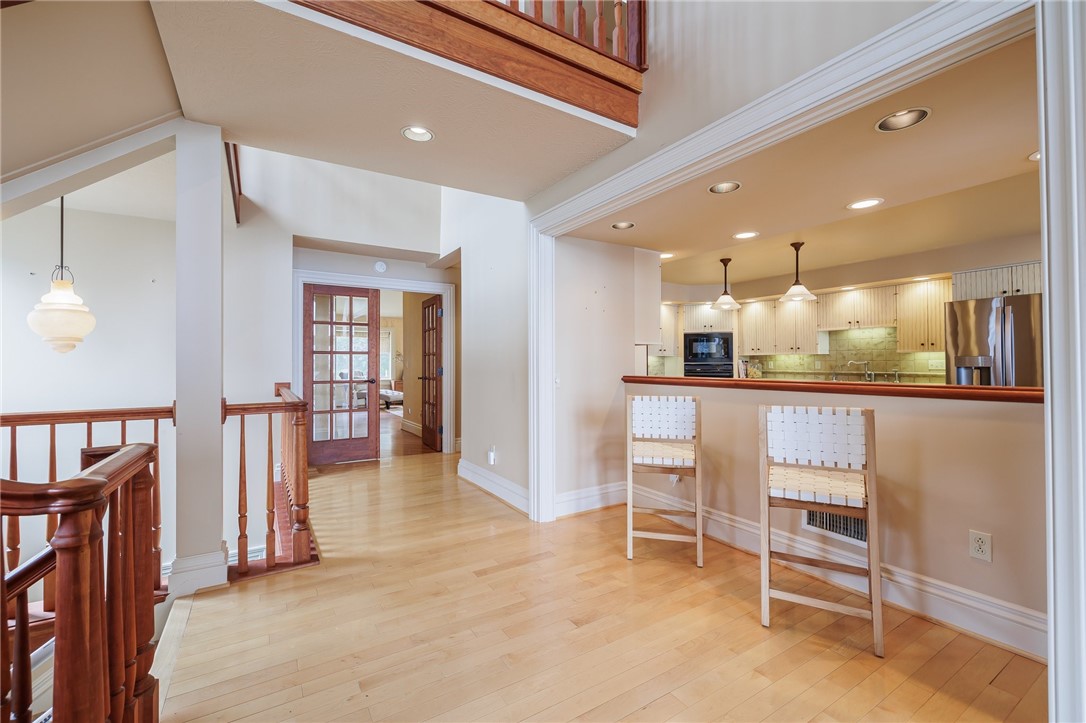 2 Bay Point Circle Irondequoit, NY 14622 - Photo 13 of 49