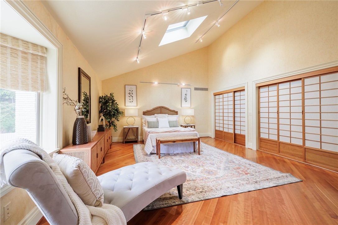 2 Bay Point Circle Irondequoit, NY 14622 - Photo 18 of 49 Custom made shoji screen and cherry doors