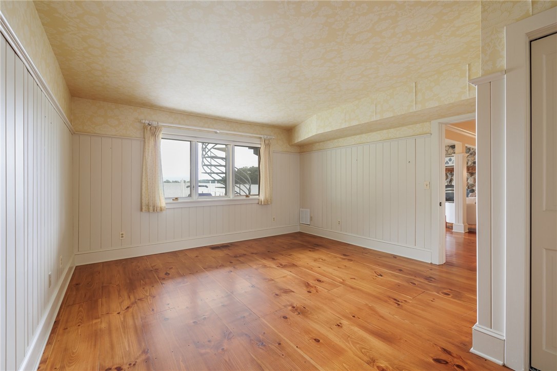 2 Bay Point Circle Irondequoit, NY 14622 - Photo 39 of 49