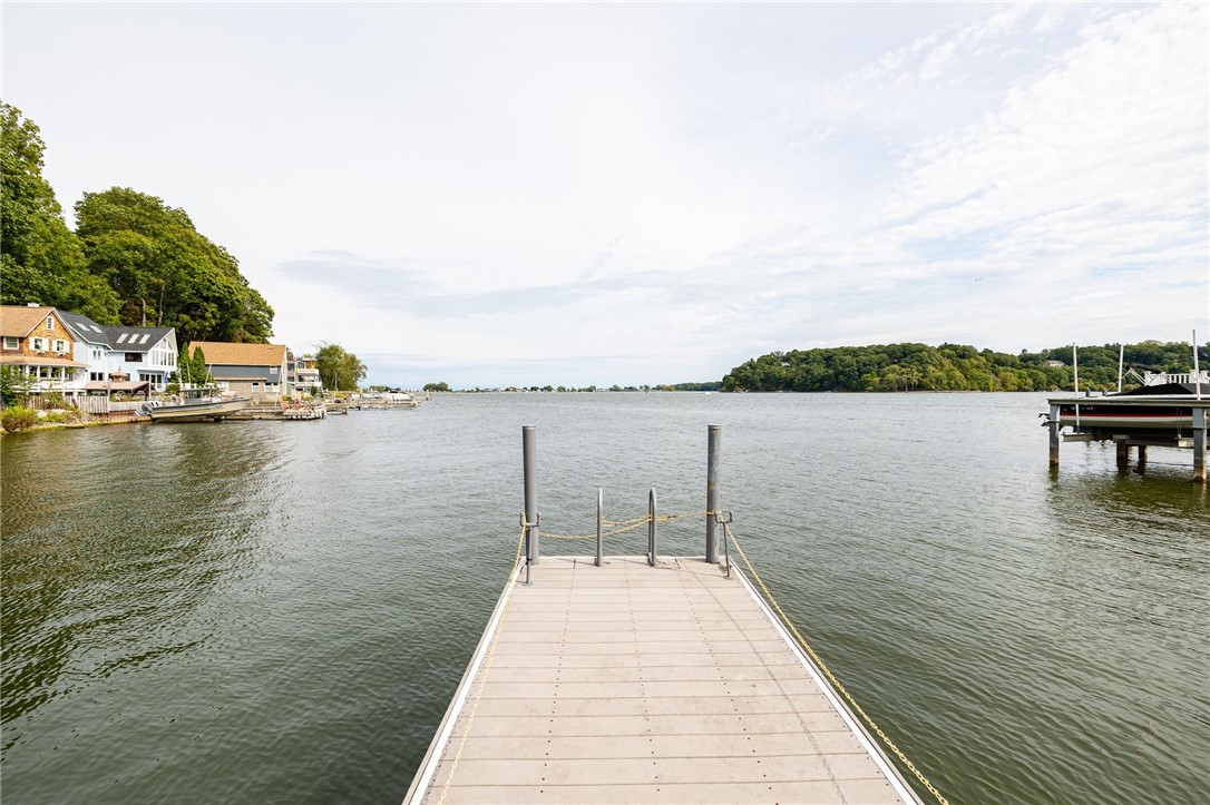2 Bay Point Circle Irondequoit, NY 14622 - Photo 43 of 49