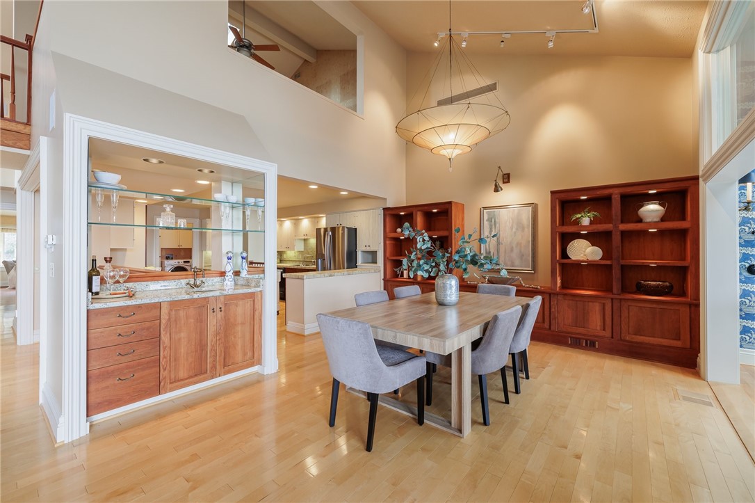 2 Bay Point Circle Irondequoit, NY 14622 - Photo 7 of 49