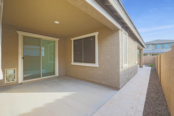 $2,600 | 12881 North 145th Drive, Surprise, AZ 85379