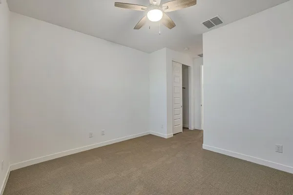 $2,600 | 12881 North 145th Drive, Surprise, AZ 85379