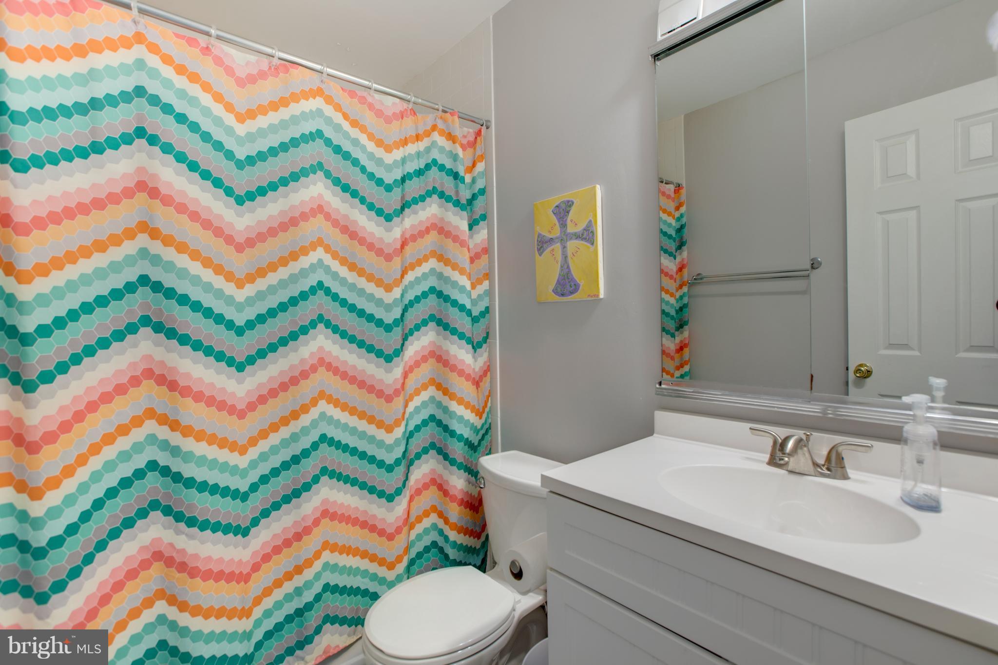 8500 Innisfree Drive Springfield, VA 22153 - Photo 20 of 30 Bath