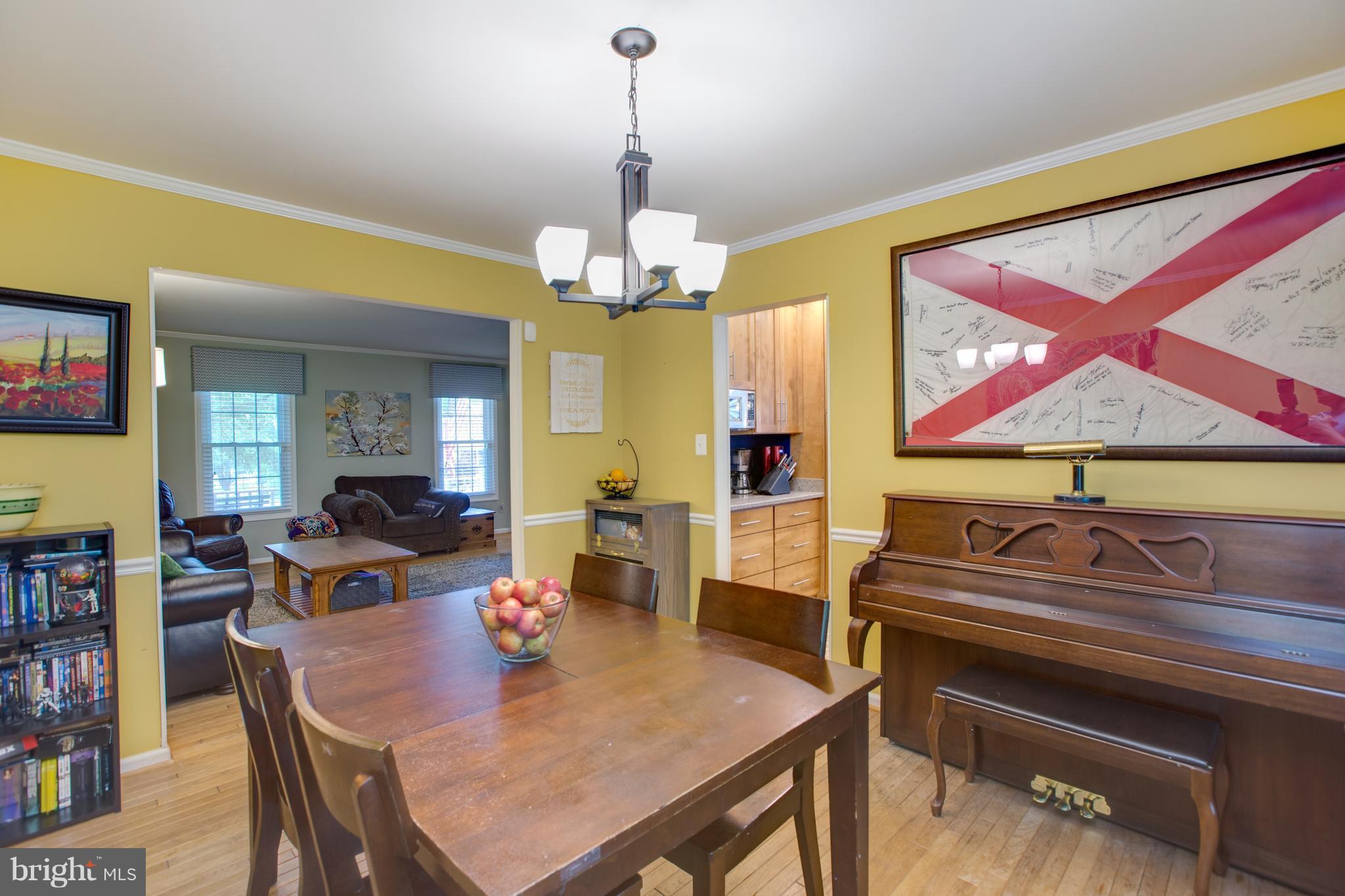 8500 Innisfree Drive Springfield, VA 22153 - Photo 9 of 30 Dining Room