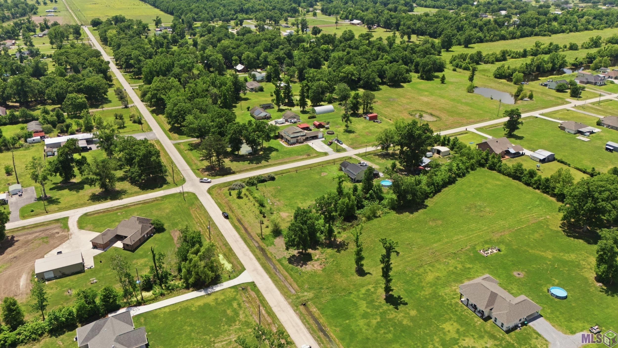 223 Chisholm Trail Thibodaux, LA 70301 - Photo 5 of 6