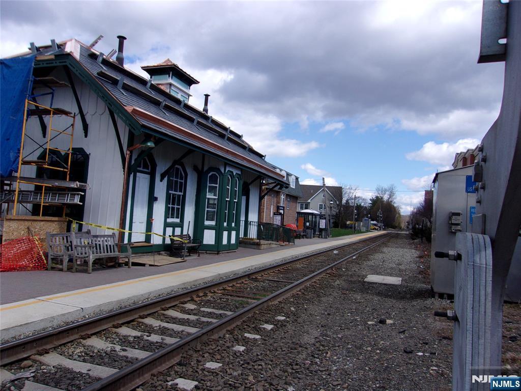 1 Hawthorne Avenue, Unit 1 Park Ridge, NJ 07656 - Photo 17 of 19