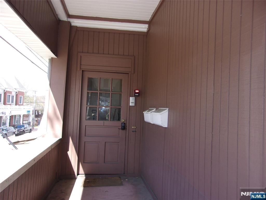 1 Hawthorne Avenue, Unit 1 Park Ridge, NJ 07656 - Photo 2 of 19