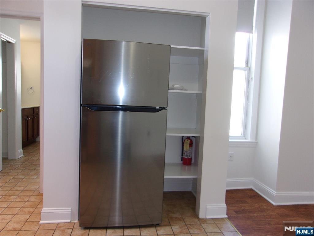 1 Hawthorne Avenue, Unit 1 Park Ridge, NJ 07656 - Photo 8 of 19