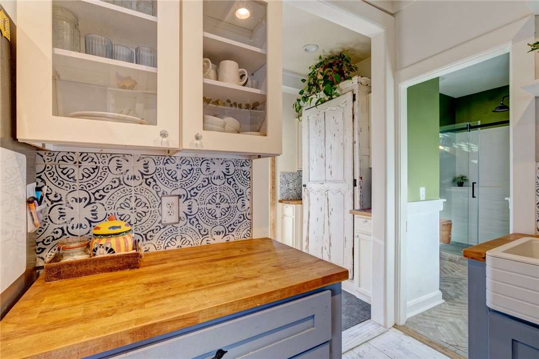 13 Newton Avenue Westerly, RI 02891 - Photo 13 of 49 FIRST FLOOR