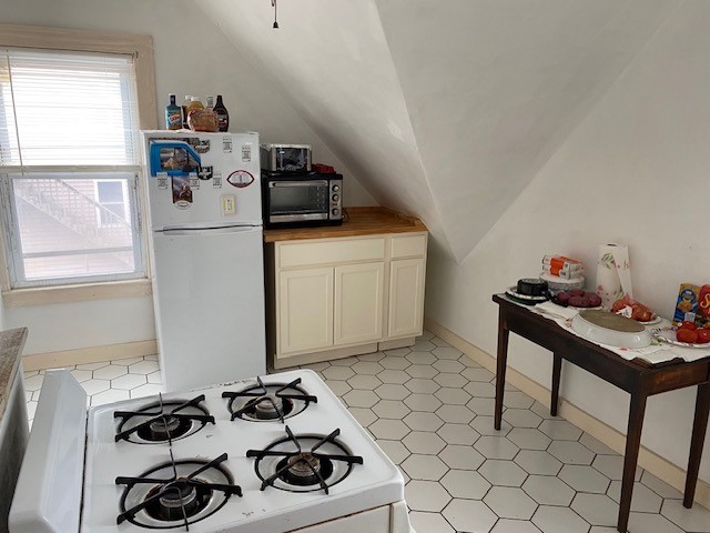 13 Newton Avenue Westerly, RI 02891 - Photo 44 of 49 THIRD FLOOR