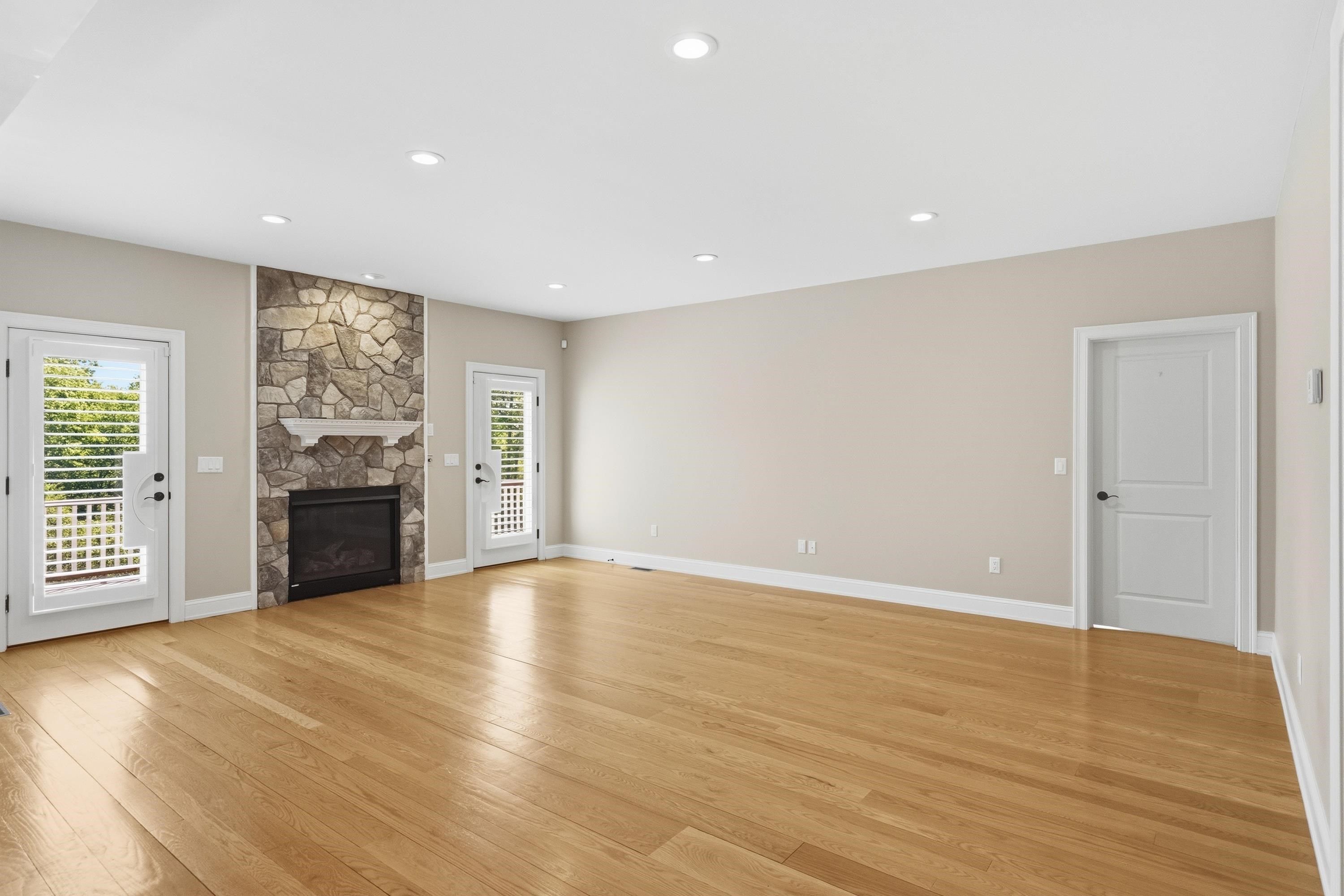 4 South Grater Road Merrimack, NH 03054 - Photo 12 of 60