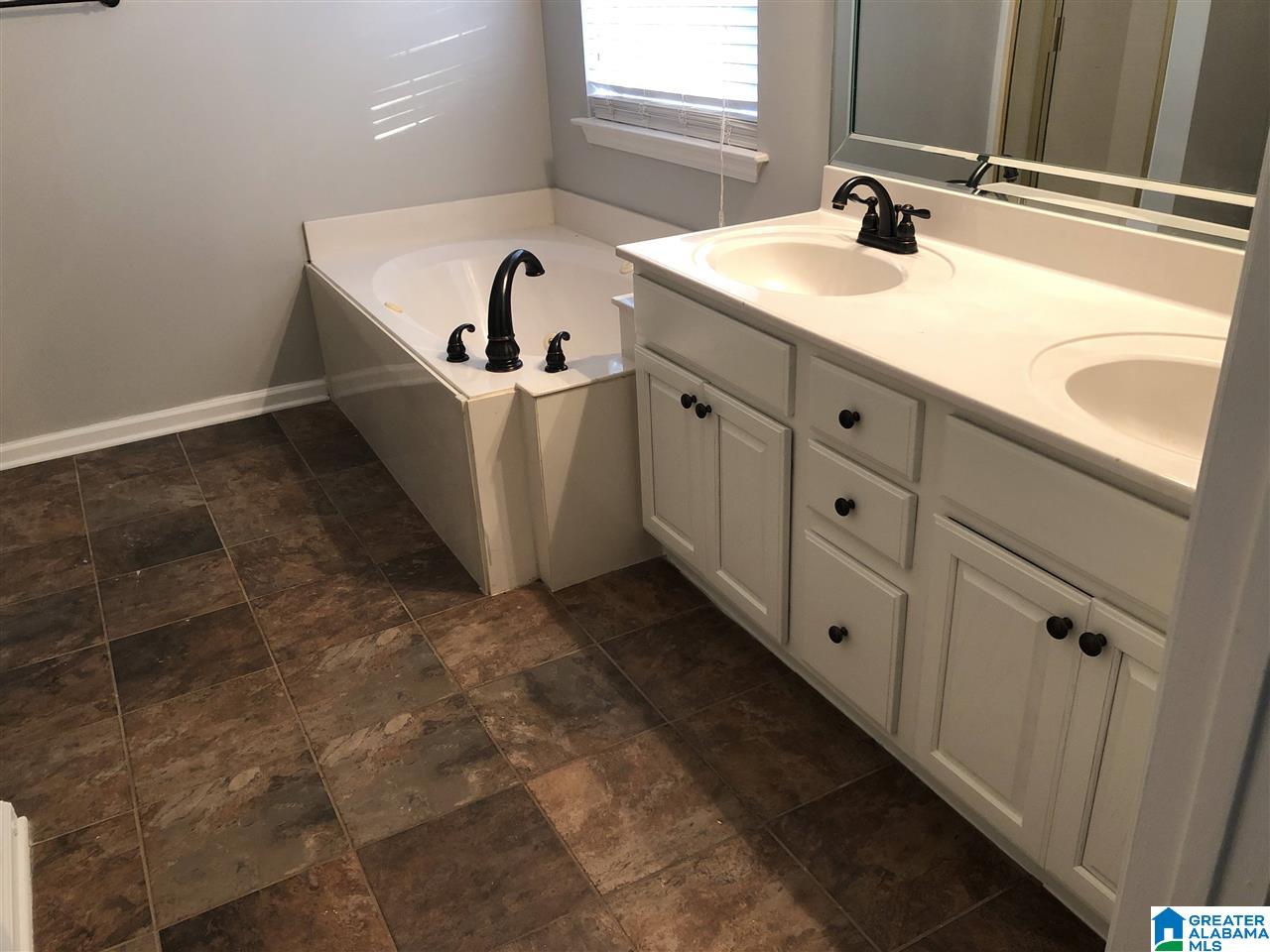 1305 Deer Trail Road Birmingham, AL 35226 - Photo 18 of 21