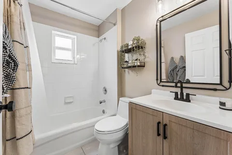 $995,000 | 583 Canoe Point, Delray Beach, FL 33444