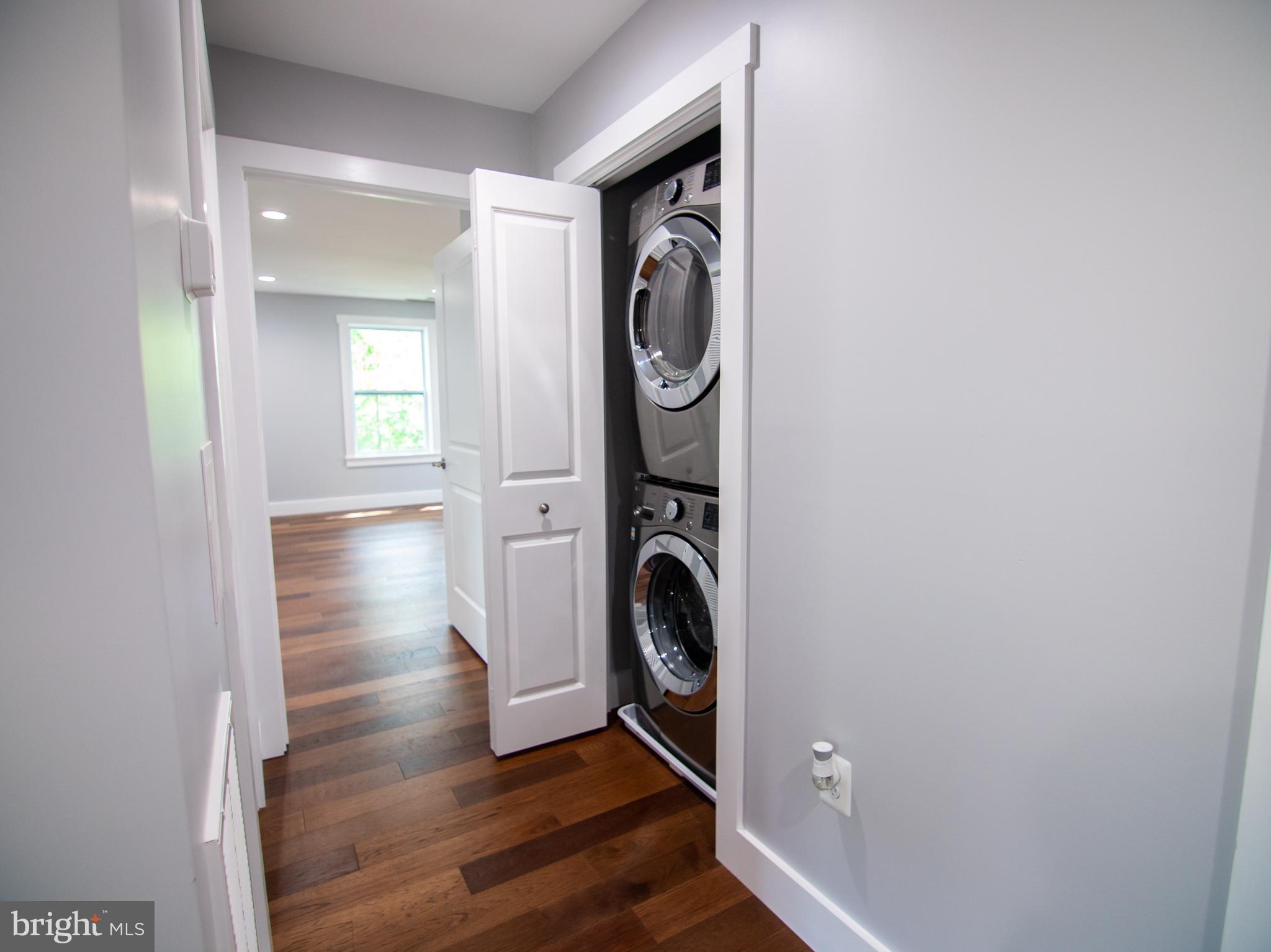 10505 Huntley Place Silver Spring, MD 20902 - Photo 14 of 23 Upper level - Laundry Room #1