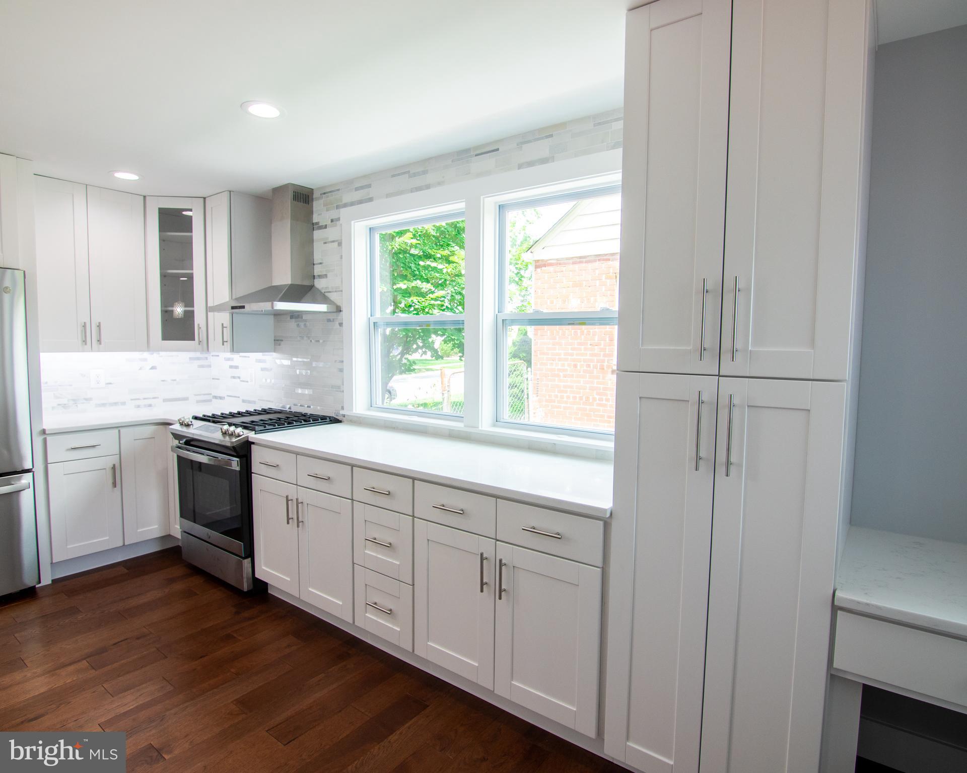 10505 Huntley Place Silver Spring, MD 20902 - Photo 5 of 23 Main level - Kitchen