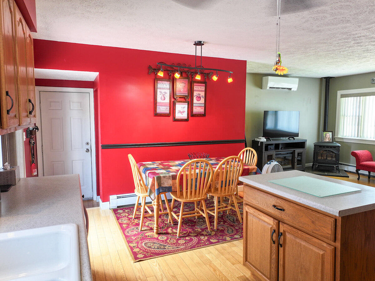 15 Kevin Street Lewiston, ME 04240 - Photo 4 of 43 Kitchen Open Concept