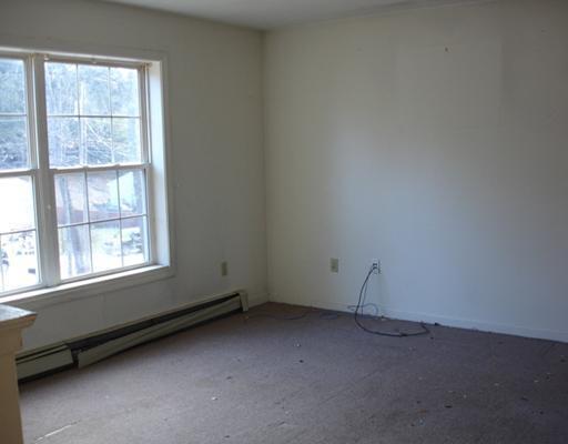 8 Pine Ridge Road Paris, ME 04281 - Photo 3 of 15 Living Room.