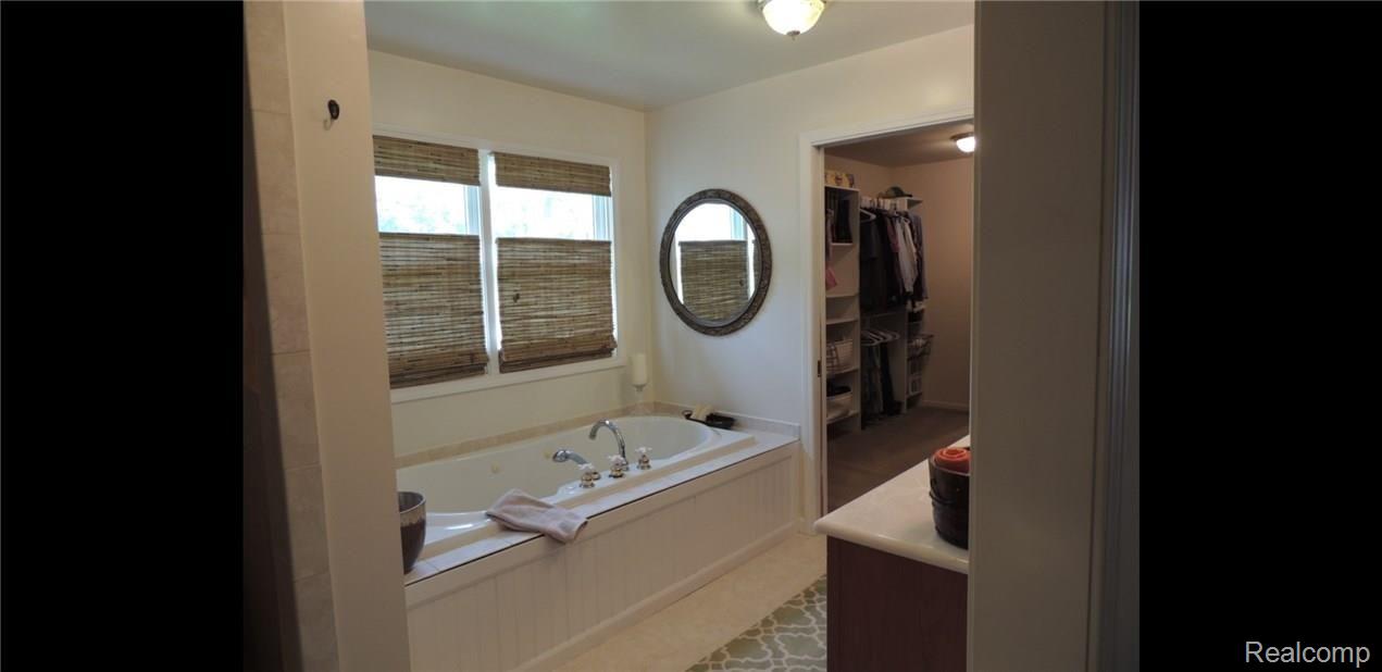 11955 Hibner Road Hartland, MI 48353 - Photo 49 of 53 Screenshot_20180812-160659_Gmail.jpg