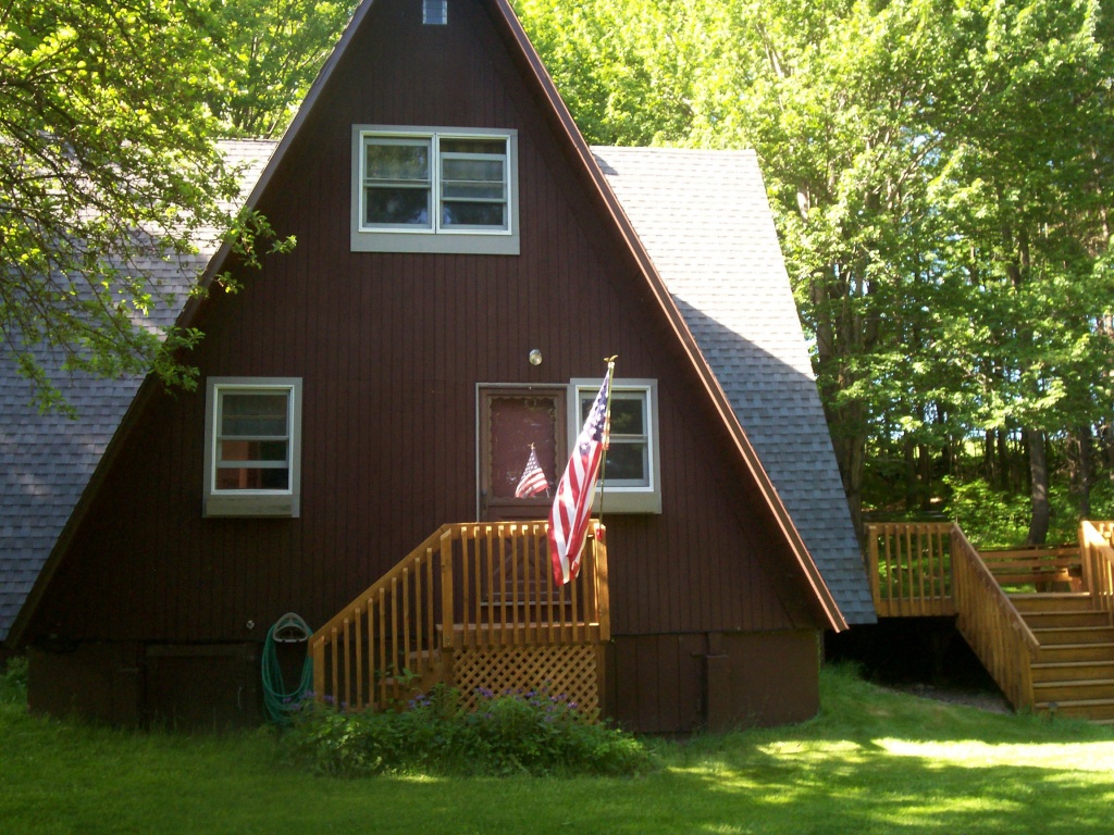 38 Brunelle Road Heath, MA 01340 - Photo 2 of 6 a backyard of a house with seating space