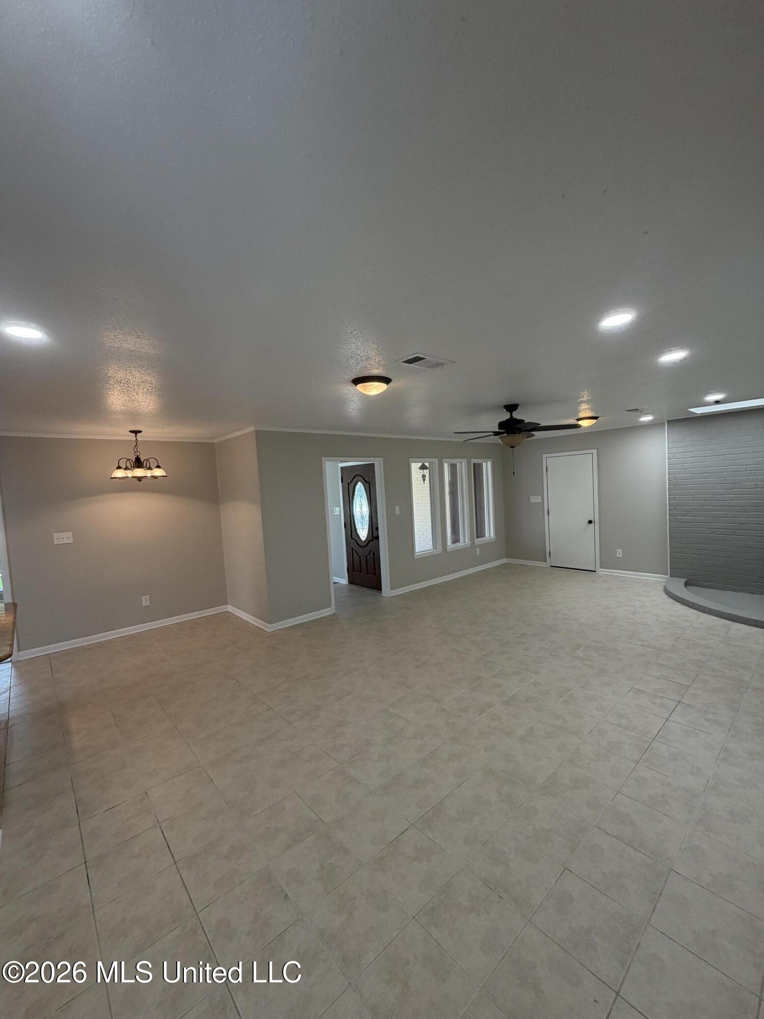 2421 Sunkist Country Club Road Biloxi, MS 39532 - Photo 23 of 36 IMG_2875