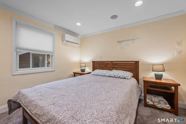 $5,000 | 297 South Road, Farmington, CT 06032