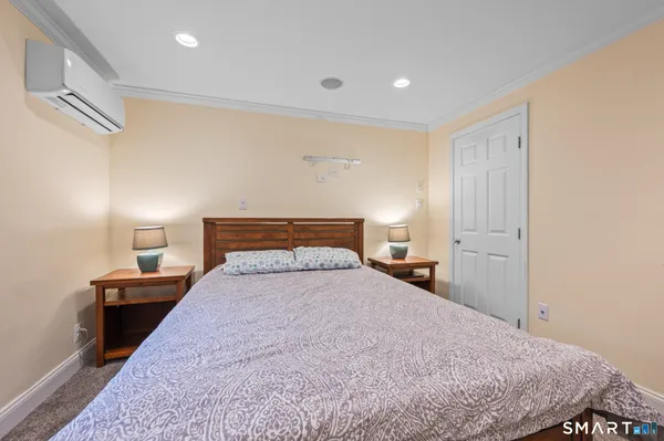 $5,000 | 297 South Road, Farmington, CT 06032