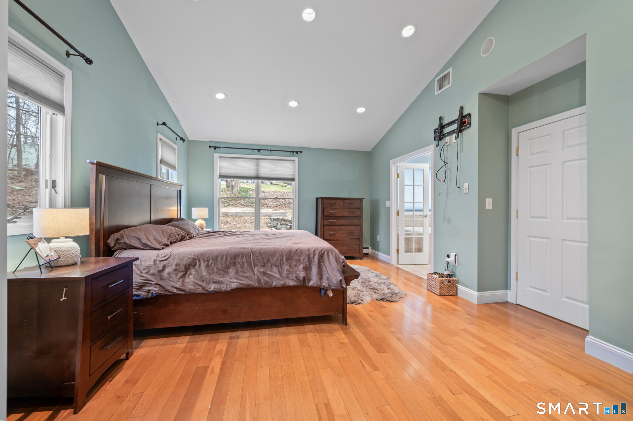 297 South Road Farmington, CT 06032 - Photo 28 of 38