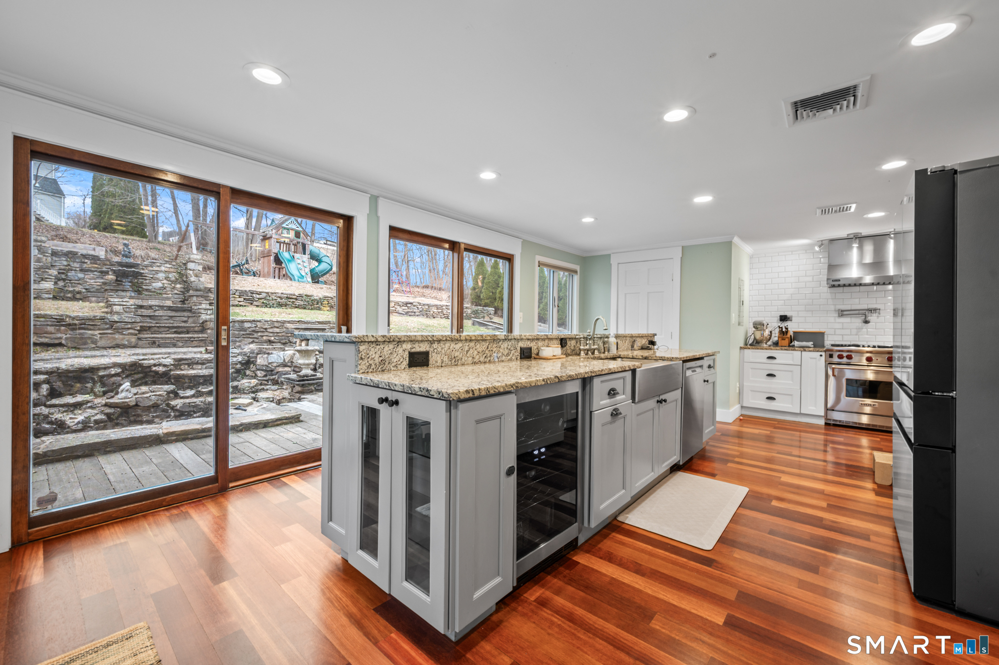 297 South Road Farmington, CT 06032 - Photo 7 of 38