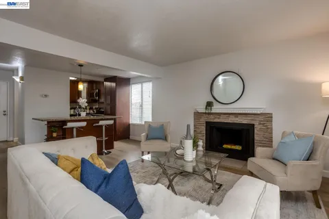 $775,000 | 6001 Joaquin Murieta Avenue, Unit F, Newark, CA 94560