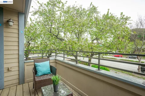 $775,000 | 6001 Joaquin Murieta Avenue, Unit F, Newark, CA 94560